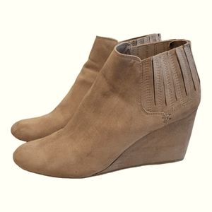 Dolcetta Size 11 Faux Suede Camel colored Slip On Wedge Booties